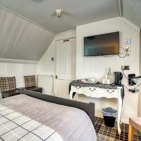 Pitfaranne Guest House Inverness Exterior photo